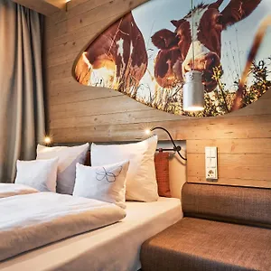 Szálloda Cocoon Hauptbahnhof ****